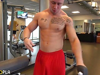 Hot Muscle Stud Dom Knight Works Out And Jerks OFF