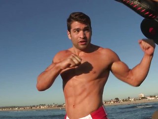 Masculed dude Harris masturbates